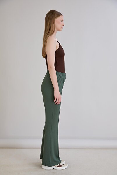 Sortie Women's Ribbed Elastic Waist Wide Leg Khaki Trousers