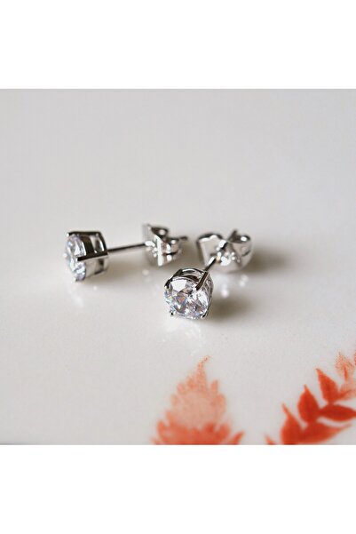 Heppii Gümüş Renk Tektaş Küpe 6 mm Zirkon Taşlı Rodyumlu