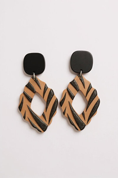 maia Black Earrings