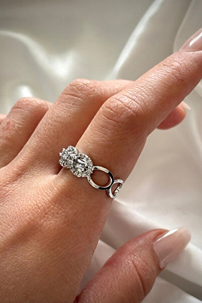 Leo'Stone Oval Design Zircon Stone Women's Ring