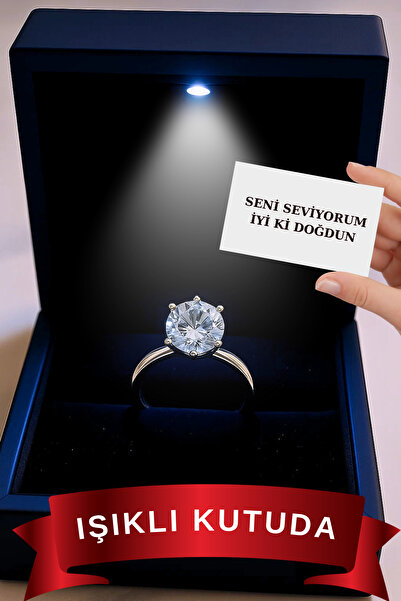 CARAT STONE Işıklı Kutuda Gerçek 925 Ayar Gümüş 4 CARAT TEKTAŞ Yüzük