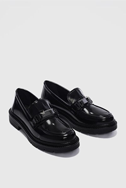 selinshoes Milora ниско подплатени мокасини с колан и сребърни аксесоари - BLACK RUGAN