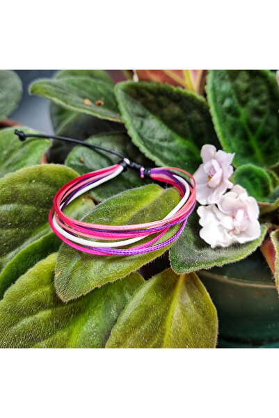 Wild Bracelets Adjustable bracelet made of several waxed cords, pink by
