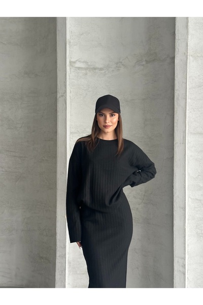 Oyga Women's Cotton Crew Neck Skirted Suit