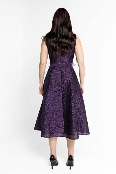 Nichii Women's Sleeveless Midi Dress with Wide Neckline and Pattern