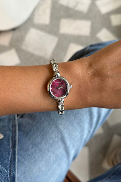 keisy ساعة يد نسائية بتفاصيل قلب من سابرينا