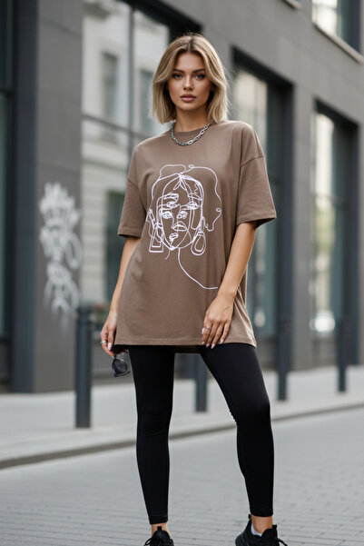 UNCİA OUTDOORS Γυναικείο βαμβακερό μπλουζάκι με στάμπα προσώπου και λαιμόκοψη...