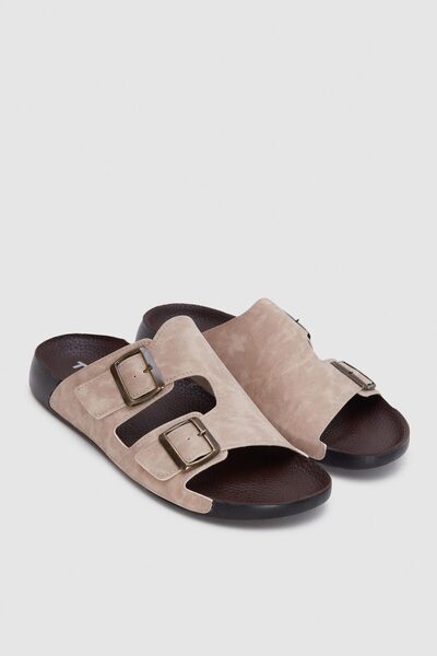 Twn Бежови чехли с двойна катарама