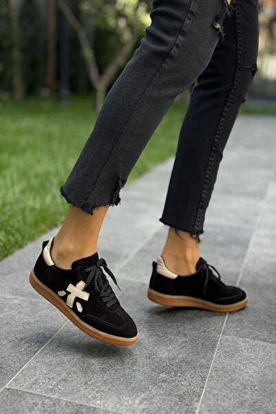 KADIN SİYAH HAKİKİ DERİ YUMUŞAK SAYA GÜNLÜK SNEAKERS BT655