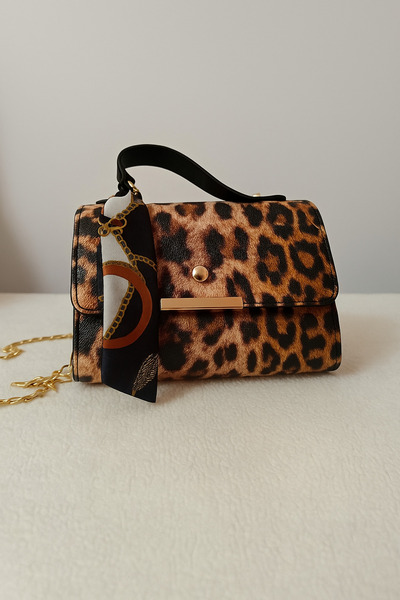 Piovere Borsa Zincir Detay Leopar Işıltılı Kadın Omuz Çantası