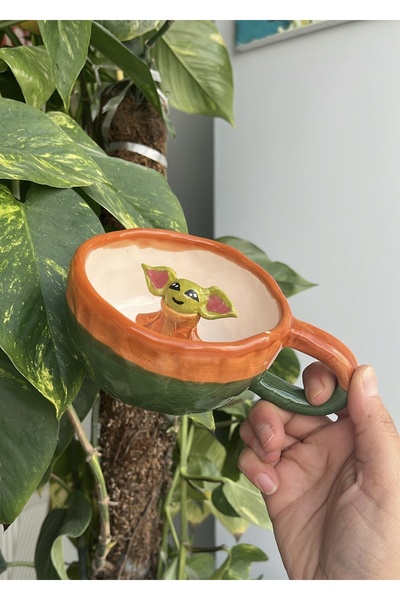 visera Handmade Mug with Yoda Figure as a Gift