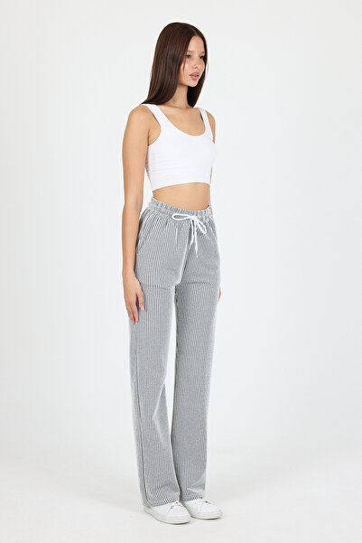 Miyalon Kadın Su Yolu Çizgili Lastikli Bol Paça Pantolon Eşofman Altı – Yazlık Rahat Stil ve Günlük Şıklık