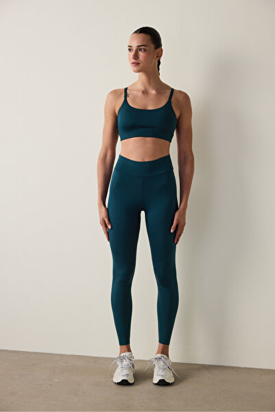 Penti Dark Green Adjustable Strap Low Support Sports Bra