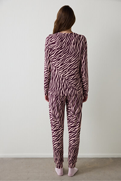 Penti Bordo Zebra Desenli Bisiklet Yaka Uzun Kollu Pijama Takımı