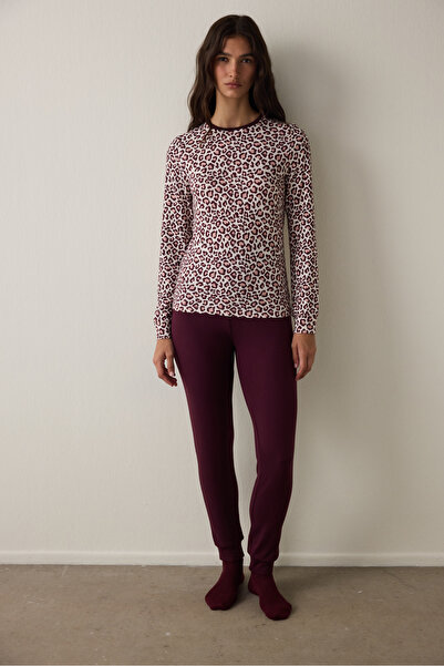 Penti Vínově červený top s leopardím vzorem a dlouhým rukávem na spaní