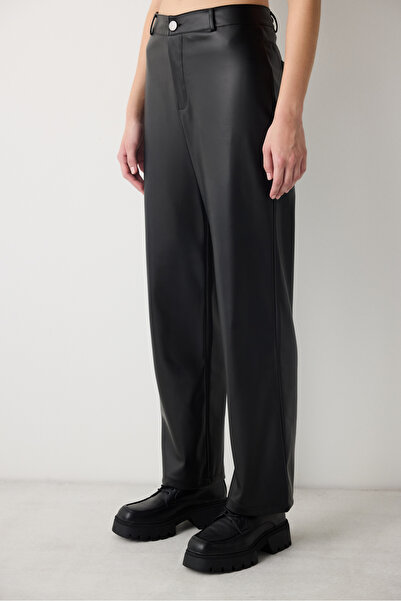 Penti Siyah Yüksek Bel Straight Deri Pantolon