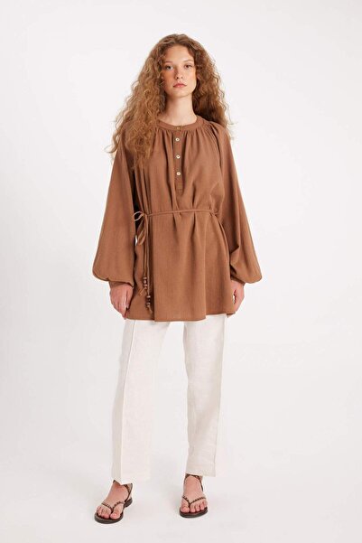 DeFacto Manuka x Müslin Basic Düz Bağcıklı Uzun Kollu Tunik D4396AX24HS