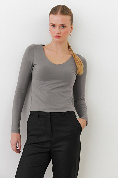 urban focus V-Neck Cotton Body