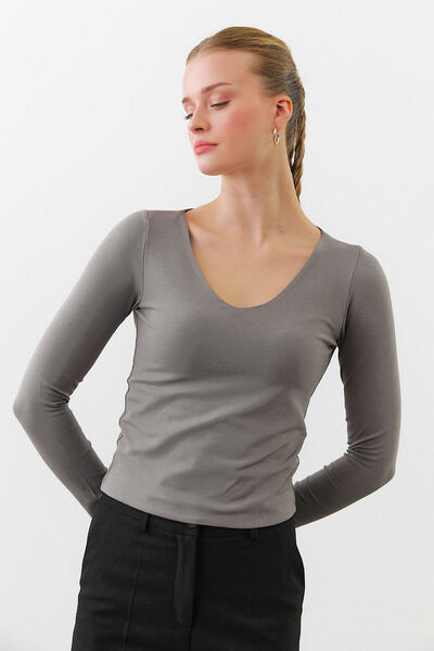 urban focus V-Neck Cotton Body