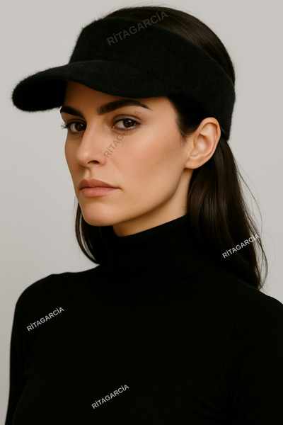 Ritagarcia Χειμερινό καπέλο με βελούδινο γείσο