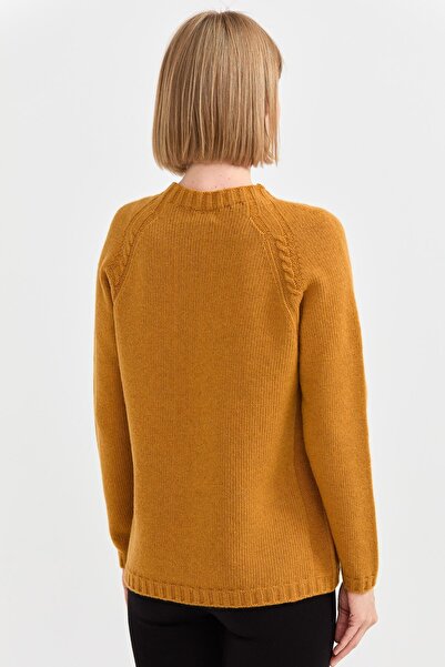 Desen Triko Women's Crew Neck Shoulder Braided Wool Sweater Mustard