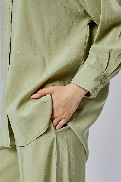 Bolivente Green Stone Embroidered Loose Cut Woven Trousers