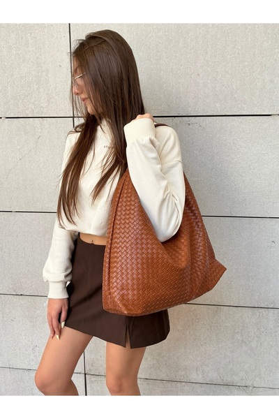 yako حقيبة كتف نسائية من فيرونا ذات ملمس محبوك ومظهر عادي وحجم كبير (: الطول 28*العرض 48*القاعدة 12 سم)