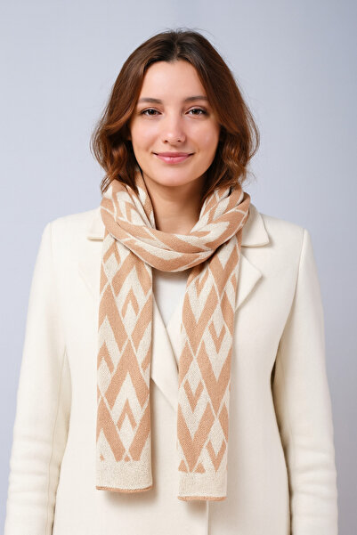 Butik Eșarfă tricotată cu model în V