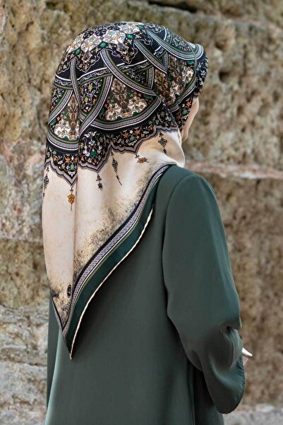 Vissona 57% حرير 43% فيسكوز شال حريري منقوش باللون الأسود - أخضر زمردي ملون 9...