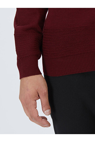 Kip Kırmızı Yarım Balıkçı Yaka Yün Karışımlı Triko Kazak