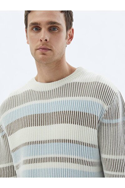 Kip Ekru Bisiklet Yaka Desenli Pamuk Karışımlı Triko Kazak