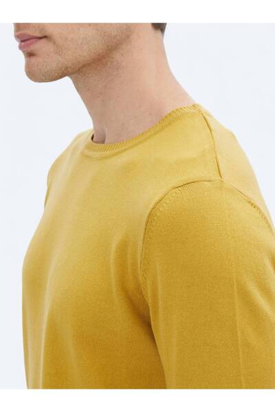 Kip Sarı Bisiklet Yaka Düz Örgü Pamuk Karışımlı Triko Kazak