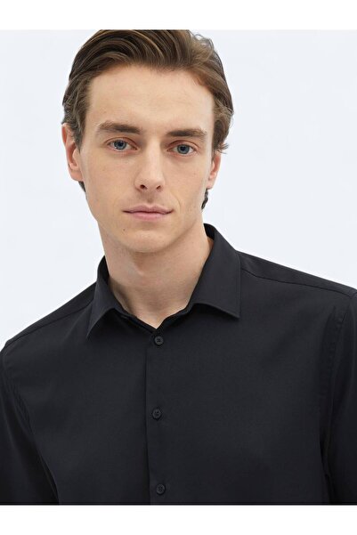 Kip Black Plain Regular Fit Woven Casual Shirt