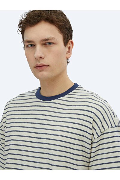 Kip Ekru Çizgili Bisiklet Yaka %100 Pamuk T-Shirt