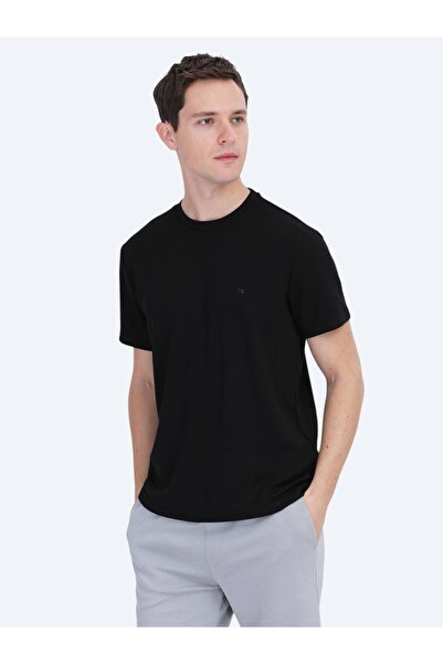 Kip Tricou negru simplu cu decolteu