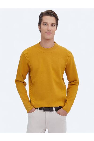 Kip Sarı Yarım Balıkçı Yaka Desenli Triko Kazak