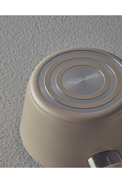 English Home Pretty Sauce Pot 14 cm Beige