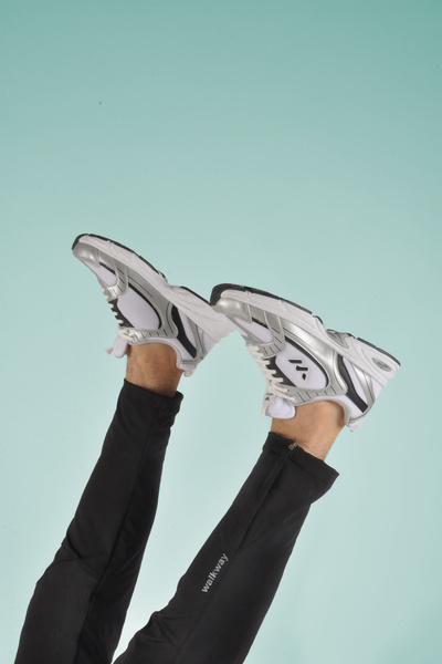 WALKWAY Біло-чорні чоловічі спортивні кросівки Run M