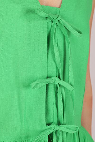 armonika Γυναικεία πράσινη μπλούζα με λαιμόκοψη σε σχήμα V με κορδόνι μπροστά με βολάν ARM-25Y001102