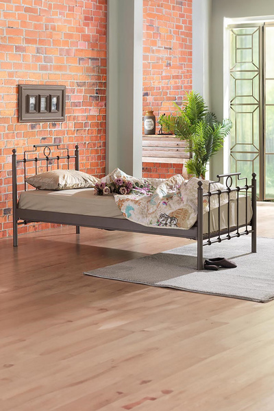 Unimet Hatkus Tek Kişilik Ferforje Metal Karyola-kahverengi (AHŞAP LATALI)