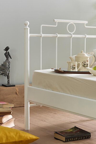 Unimet Hatkus Tek Kişilik Ferforje Metal Karyola-beyaz (AHŞAP LATALI)