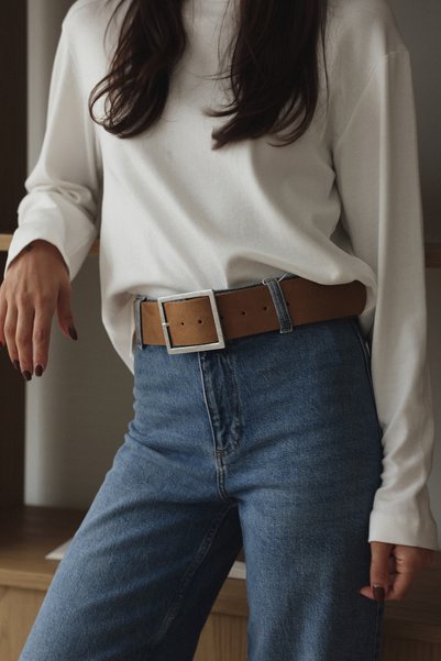 LUTVELIZADE Kemer 2504 - Antique Thin Buckle Tan Suede Women's Belt