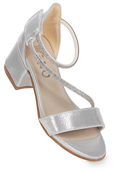 KARAMAZI أحذية Karamazı Kids Pisar Daily للفتيات بكعب 4 سم