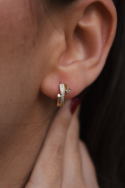 Rumon Zirkon Taşlı Minimal Çelik Küpe