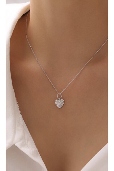 nuun silver 925 Ayar Gümüş İstiridye Kalp Kolye