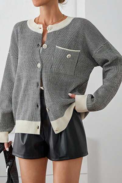 H&E LUXURY DESIGN Women's Black and White Striped Buttoned Knitwear Cardigan