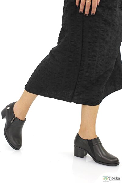 Mammamia Kadın Kalın Kısa Topuklu Hakiki Deri Klasık Ayakkabı M26/KA3725