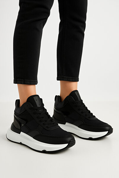 Limeo Women's Black High-Top Thick Sole Lace-Up Sports Boots