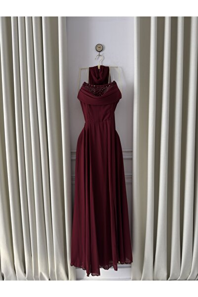 ABRARYZ فستان سهره ناعم. بكتف منسدل ووشاح