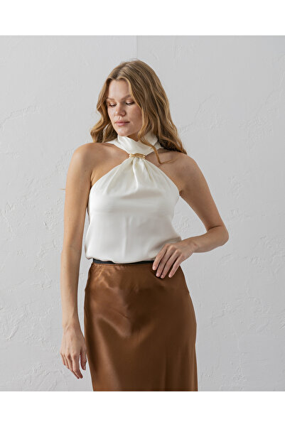 VUNTAL Buckle Sleeveless Satin Blouse